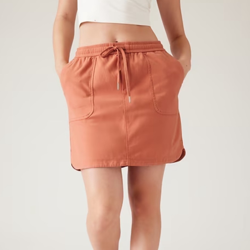 Athleta Farallon Mini Skirt in Sunbaked Clay Colour